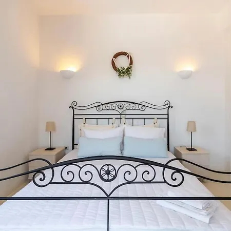 Villa Petra House Kea 12776742