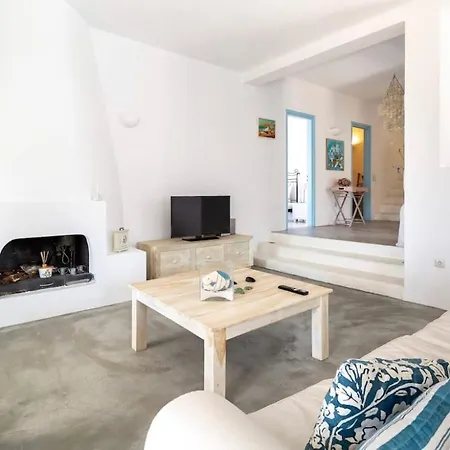 Villa Petra House Kea 12776742 Koundouros