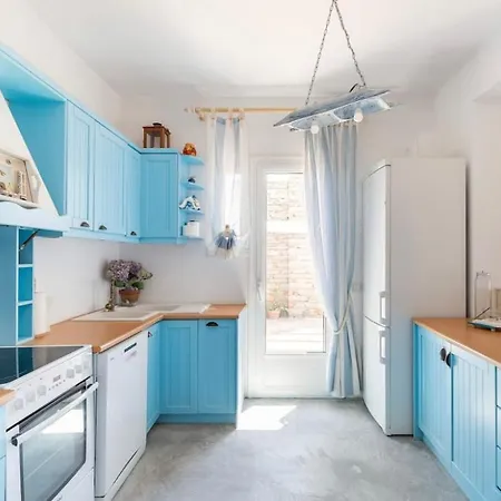 Petra House Kea 12776742