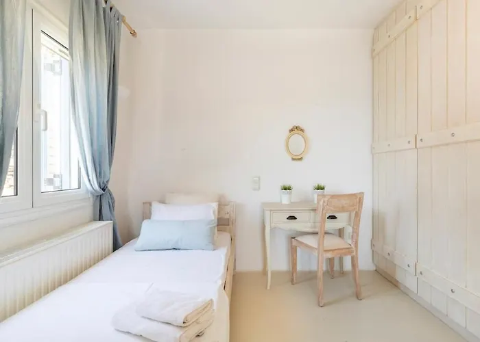 Petra House Kea 12776742